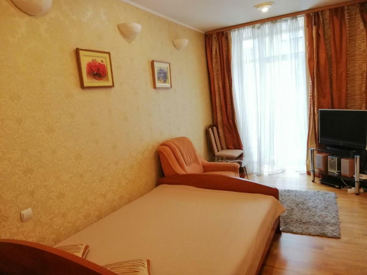 Historical Centre Apartments Lviv Exteriör bild