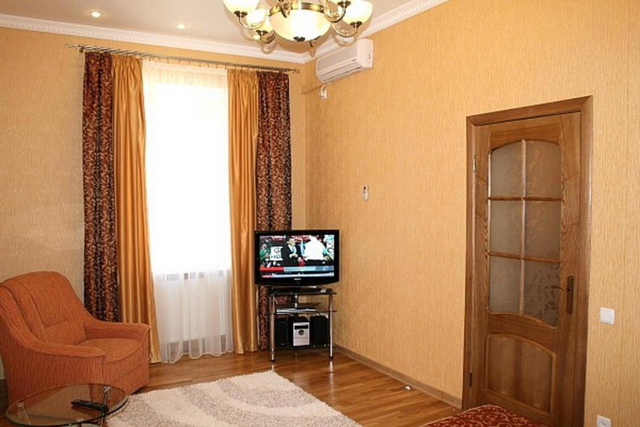 Historical Centre Apartments Lviv Exteriör bild